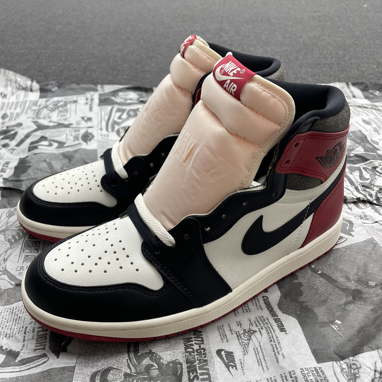 Air Jordan 1 Retro High Og Black Toe Chicago (5) - newkick.app